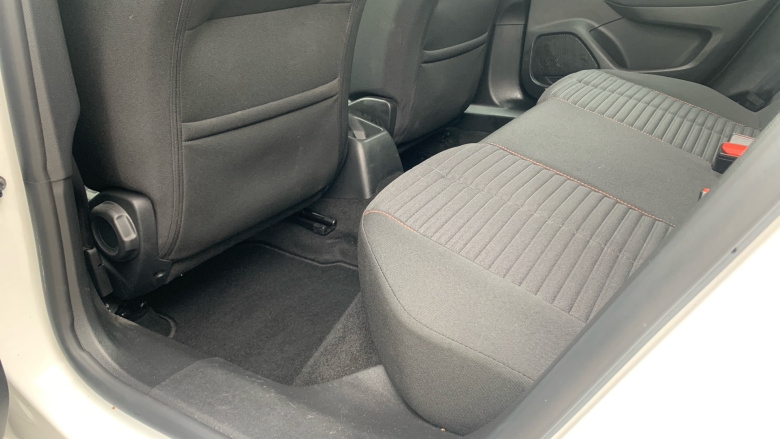 Peugeot 2008 1.2 PureTech Active Premium 5dr Petrol Estate